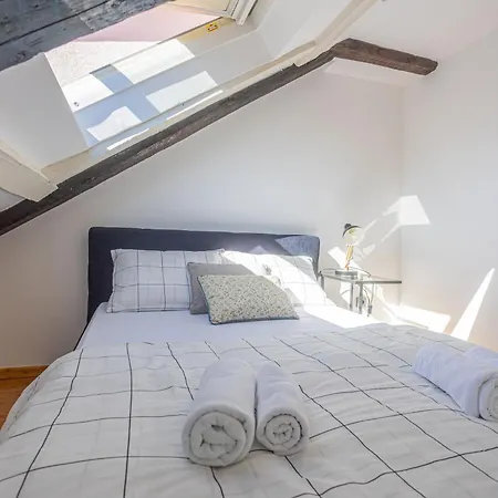 Luxattic Apartment Split