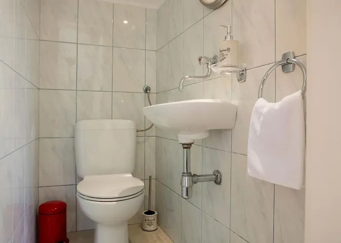 Luxattic Apartment Split